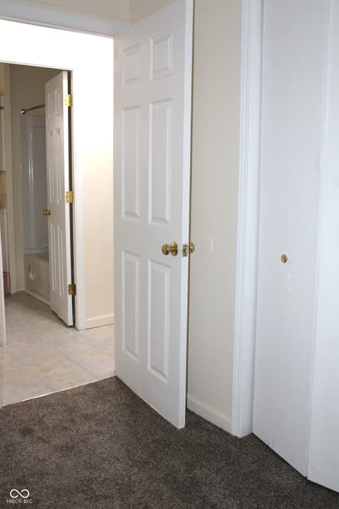Photo of 138 Crestwood Drive, New Whiteland, IN