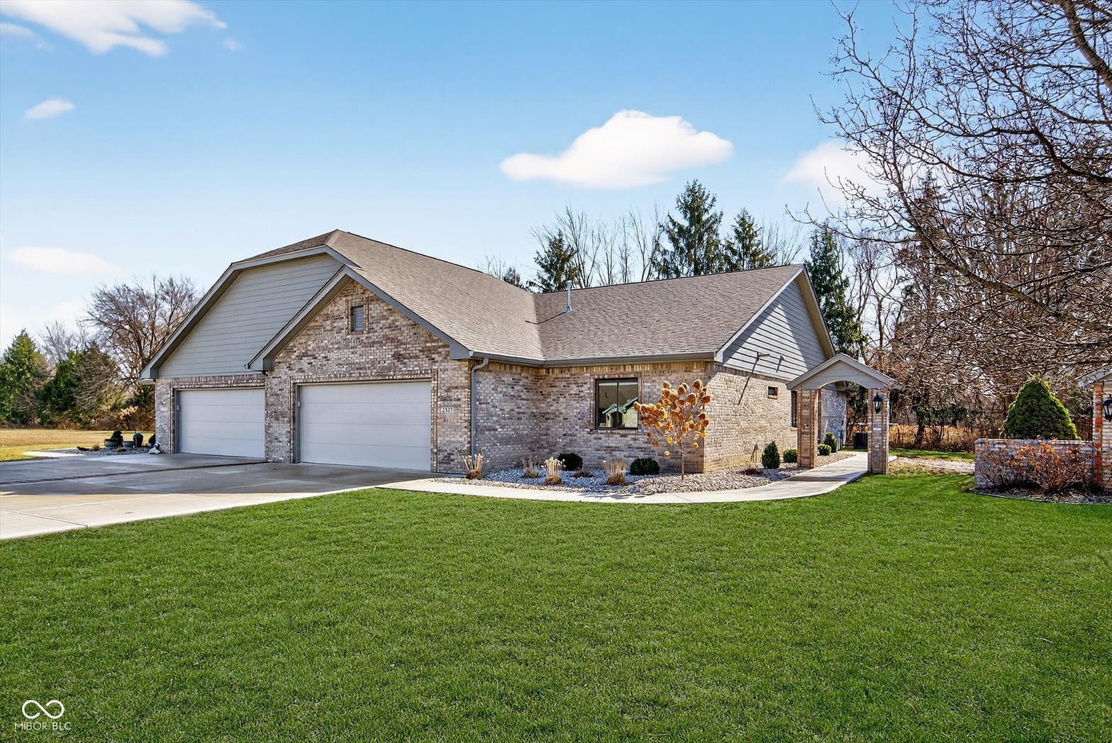 Photo of 2327 Mimosa Lane, Anderson, IN