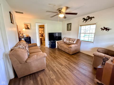 Photo of 8248 W 300 S, Columbus, IN