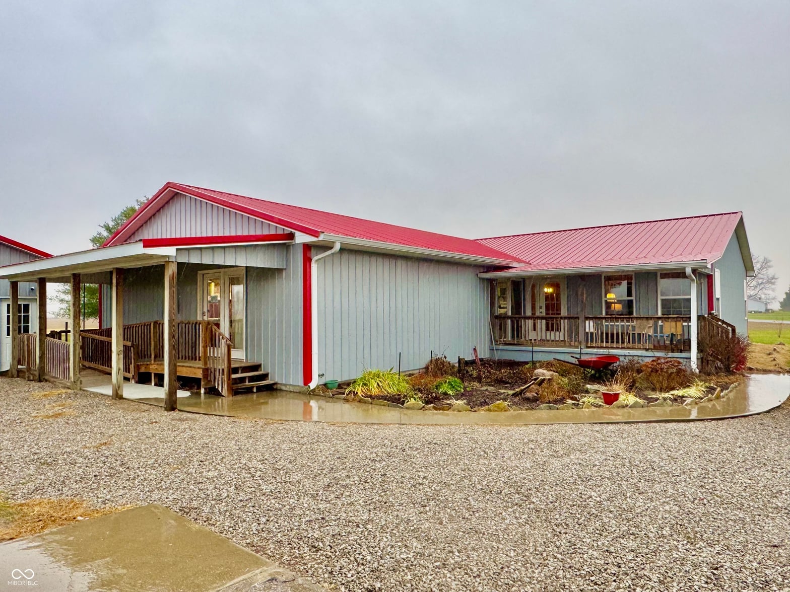 Photo of 6608 N County Road 550 E, Seymour, IN