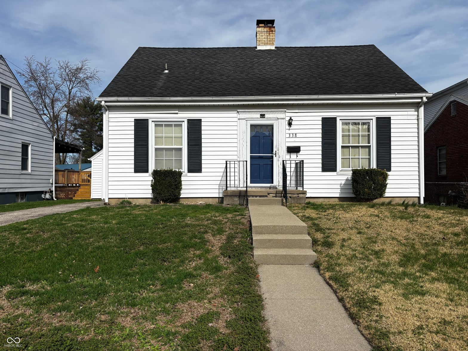 Front exterior at 338 Carter Boulevard, Seymour, IN