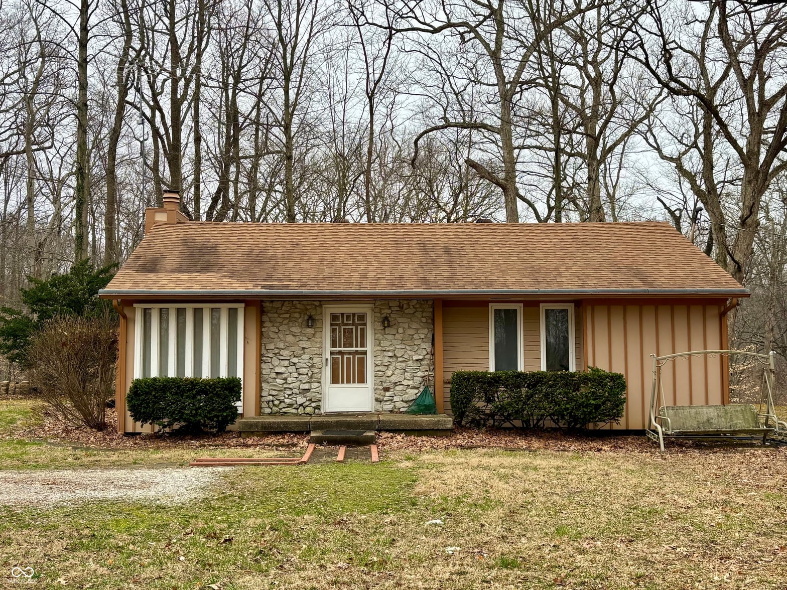 Front exterior at 11380 Oak Grove Church Road, Poland, IN