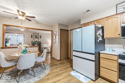 Photo of 5435 Coventry Park Way, Indianapolis, IN