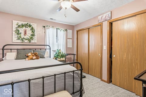 Photo of 5435 Coventry Park Way, Indianapolis, IN