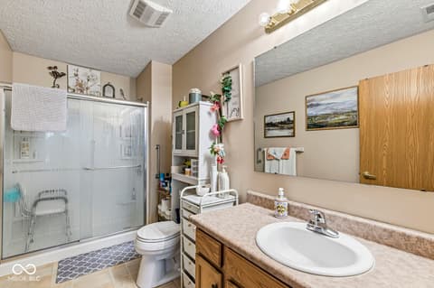 Photo of 5435 Coventry Park Way, Indianapolis, IN