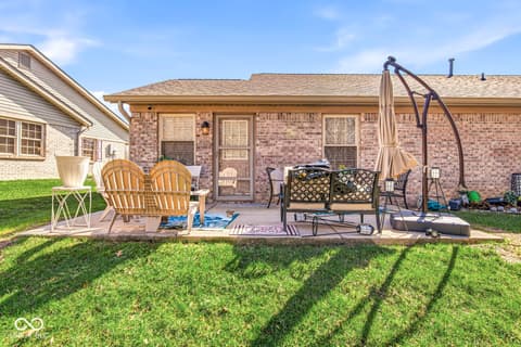 Photo of 5435 Coventry Park Way, Indianapolis, IN