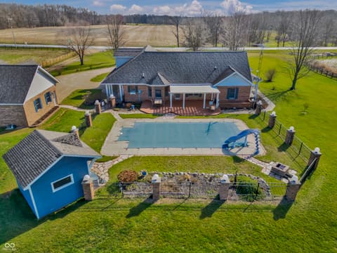 Photo of 10232 S State Road 129, Cross Plains, IN