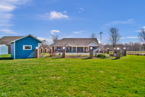 Photo of 10232 S State Road 129, Cross Plains, IN
