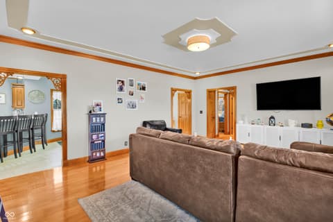 Photo of 10232 S State Road 129, Cross Plains, IN