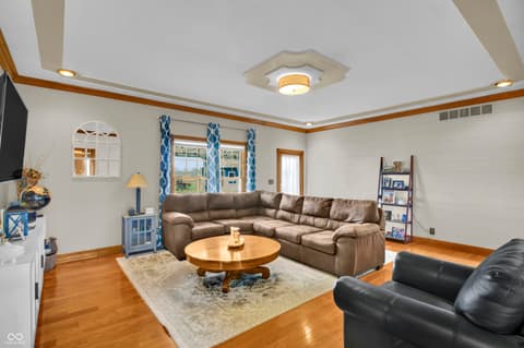 Photo of 10232 S State Road 129, Cross Plains, IN