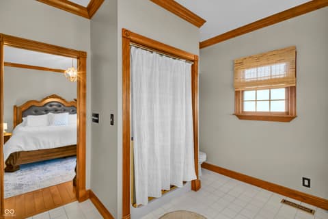 Photo of 10232 S State Road 129, Cross Plains, IN