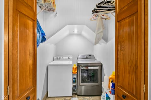 Photo of 10232 S State Road 129, Cross Plains, IN