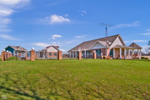 Photo of 10232 S State Road 129, Cross Plains, IN