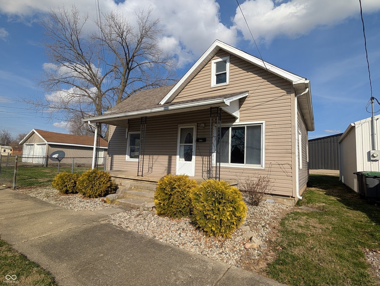 Photo of 304 N Arthur Street, Rushville, IN