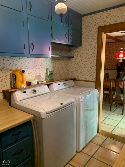 Laundry room at 5629 Gray Road, Indianapolis, IN