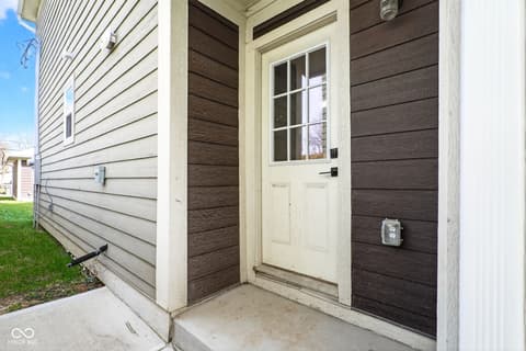 Foyer at 1622 Prospect Street, Indianapolis, IN