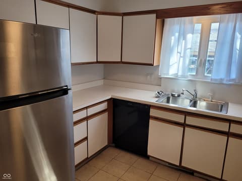 Photo of 7450 Lions Head Drive, Indianapolis, IN