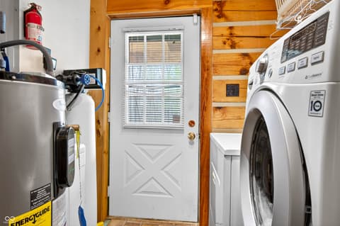 Laundry room at 187 Cabin Creek Lane, Morgantown, IN