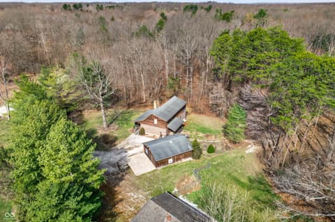 Photo of 187 Cabin Creek Lane, Morgantown, IN