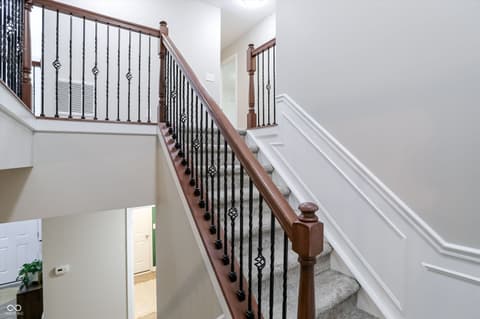 Photo of 7827 Hedgehop Drive, Zionsville, IN
