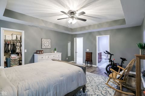 Photo of 7827 Hedgehop Drive, Zionsville, IN