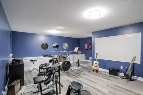 Photo of 7827 Hedgehop Drive, Zionsville, IN