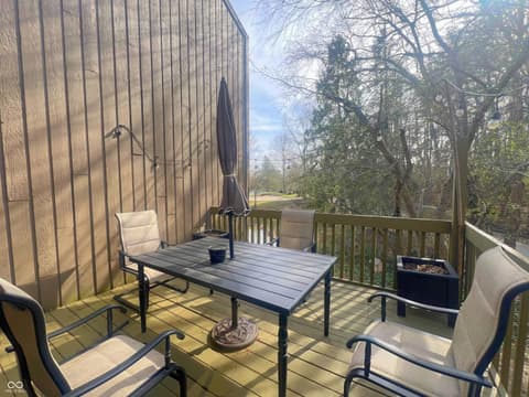 Photo of 98 Lookout Ridge Drive, Columbus, IN