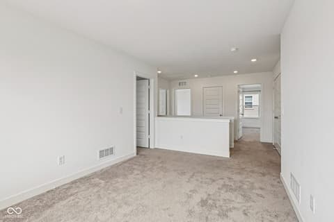 Photo of 2221 Boxwood Drive, Greenfield, IN