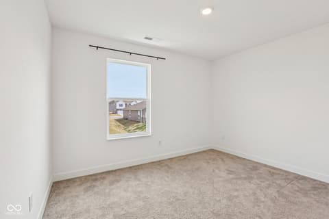 Photo of 2221 Boxwood Drive, Greenfield, IN