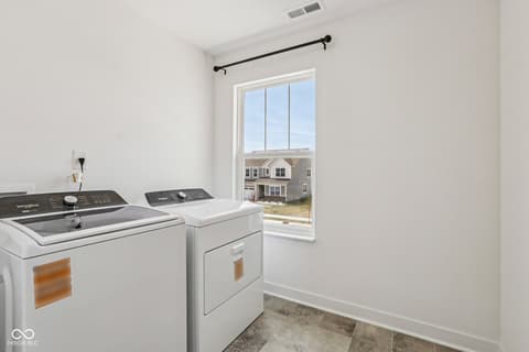 Laundry room at 2221 Boxwood Drive, Greenfield, IN