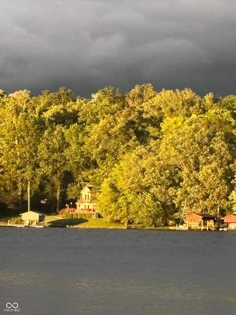Photo of 7740 N Sandy Beach Drive, Monticello, IN