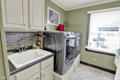 Photo of 3139 E County Road 225 N, Danville, IN