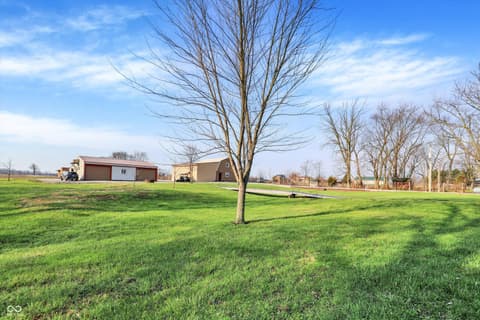 Photo of 3139 E County Road 225 N, Danville, IN