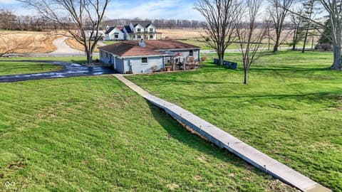 Photo of 3139 E County Road 225 N, Danville, IN