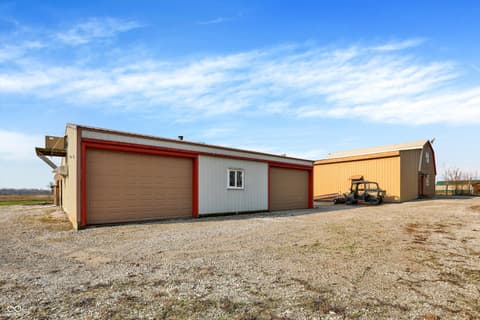 Photo of 3139 E County Road 225 N, Danville, IN