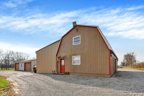 Photo of 3139 E County Road 225 N, Danville, IN