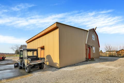 Photo of 3139 E County Road 225 N, Danville, IN