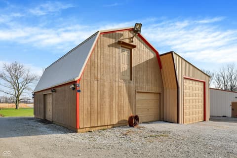 Photo of 3139 E County Road 225 N, Danville, IN