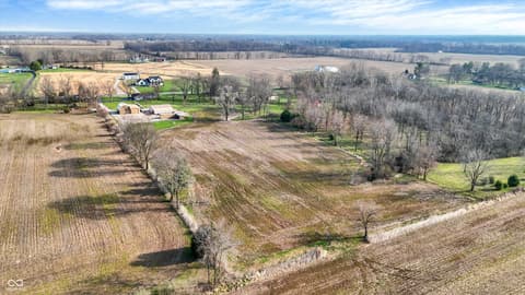 Photo of 3139 E County Road 225 N, Danville, IN