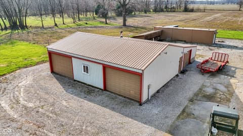Photo of 3139 E County Road 225 N, Danville, IN