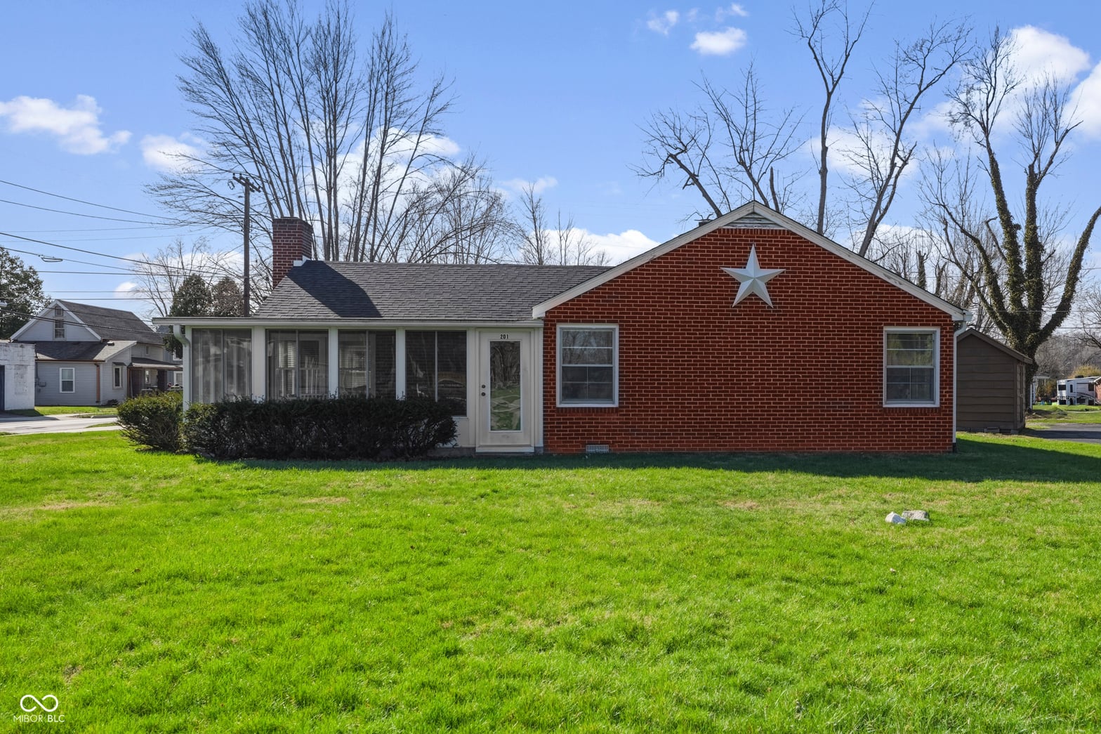 Front exterior at 201 N East Street, Pendleton, IN