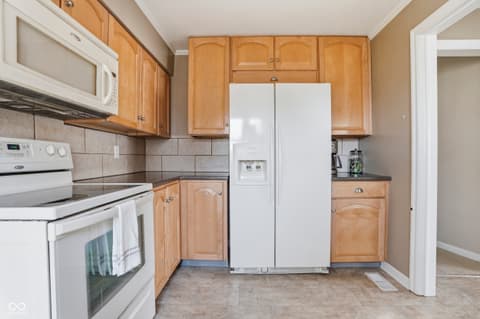 Kitchen at 201 N East Street, Pendleton, IN