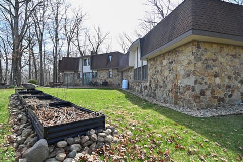 Yard at 5154 E County Road 200 S, Avon, IN