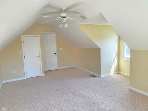 Bonus room at 2042 Parkside Drive, Columbus, IN