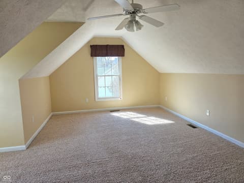 Bonus room at 2042 Parkside Drive, Columbus, IN