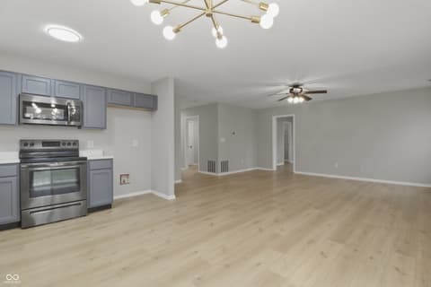 Photo of 1926 Brook Crossing Way, Indianapolis, IN