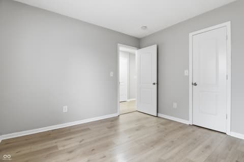 Photo of 1926 Brook Crossing Way, Indianapolis, IN