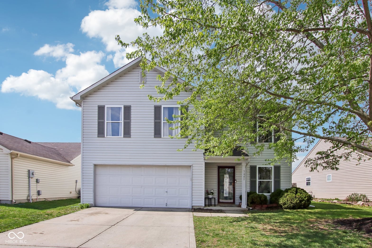 Photo of 3642 Limelight Lane, Whitestown, IN
