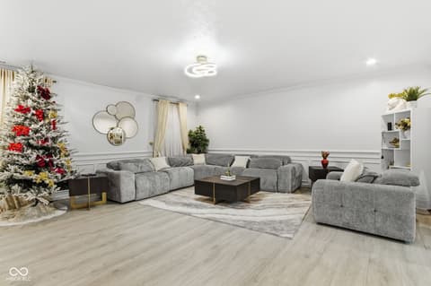 Living room at 6809 Bryant Place, Plainfield, IN