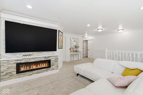 Living room at 6809 Bryant Place, Plainfield, IN